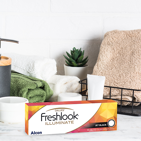Freshlook product die staat in de badkamer
